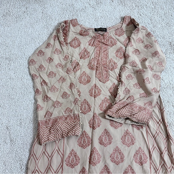 Pakistani maryam & mariya linen printed shirt - Picture 7 of 7